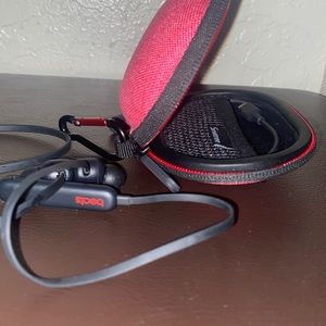 Beats by Dre, Bluetooth headphones, Case & Charger included.